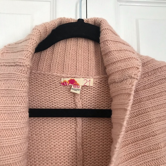Forever 21 Crop Sweater Size Medium - Picture 2 of 3